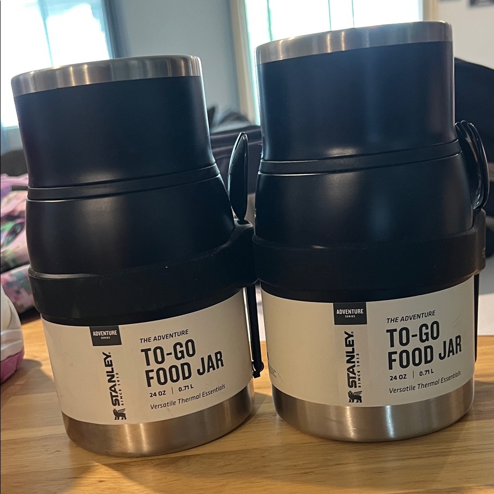 Stanley Black and Silver Adventure Food Jar